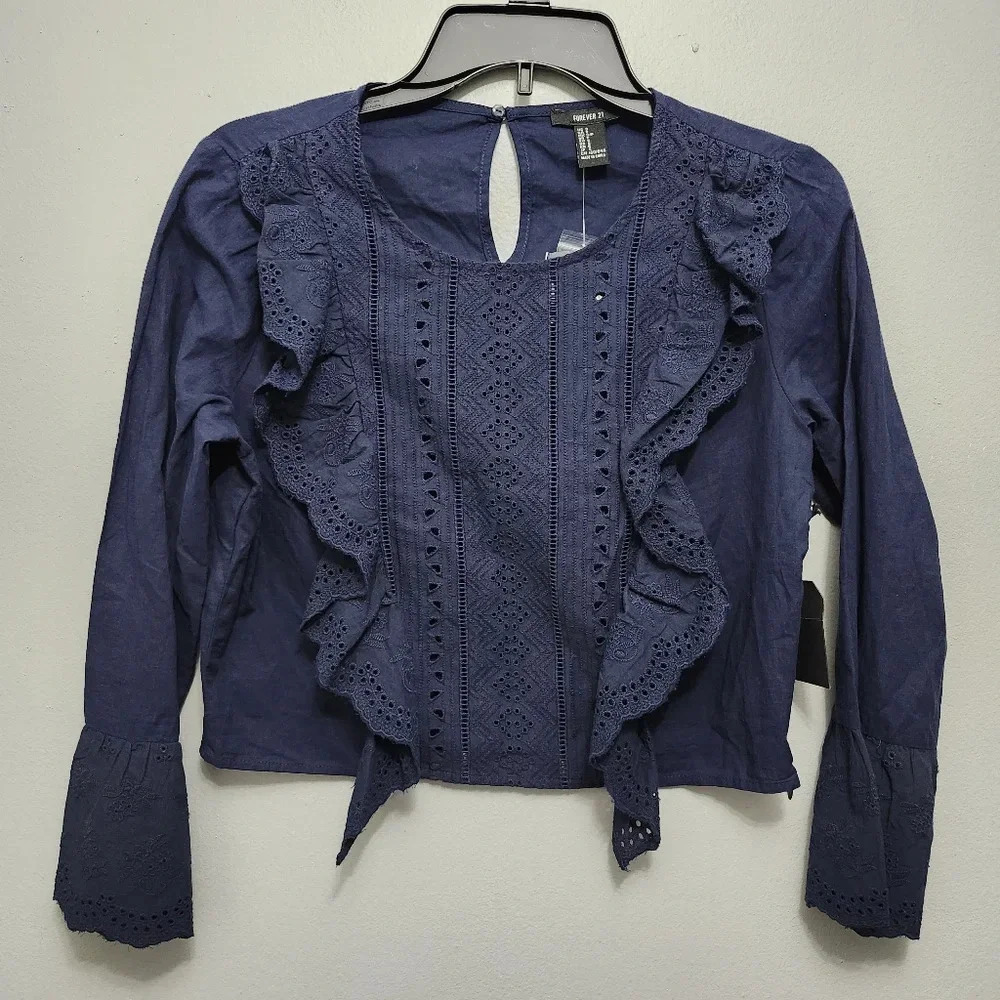 Forever 21 women's blouse top size S navy blue long sleeve crop new with tags